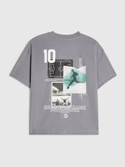 River Island Oversized Football Collage Graphic T-Shirt - Bild 1 von 3
