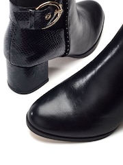 Moda in Pelle Black Panay Round Toe Buckle Boots - Image 4 of 4