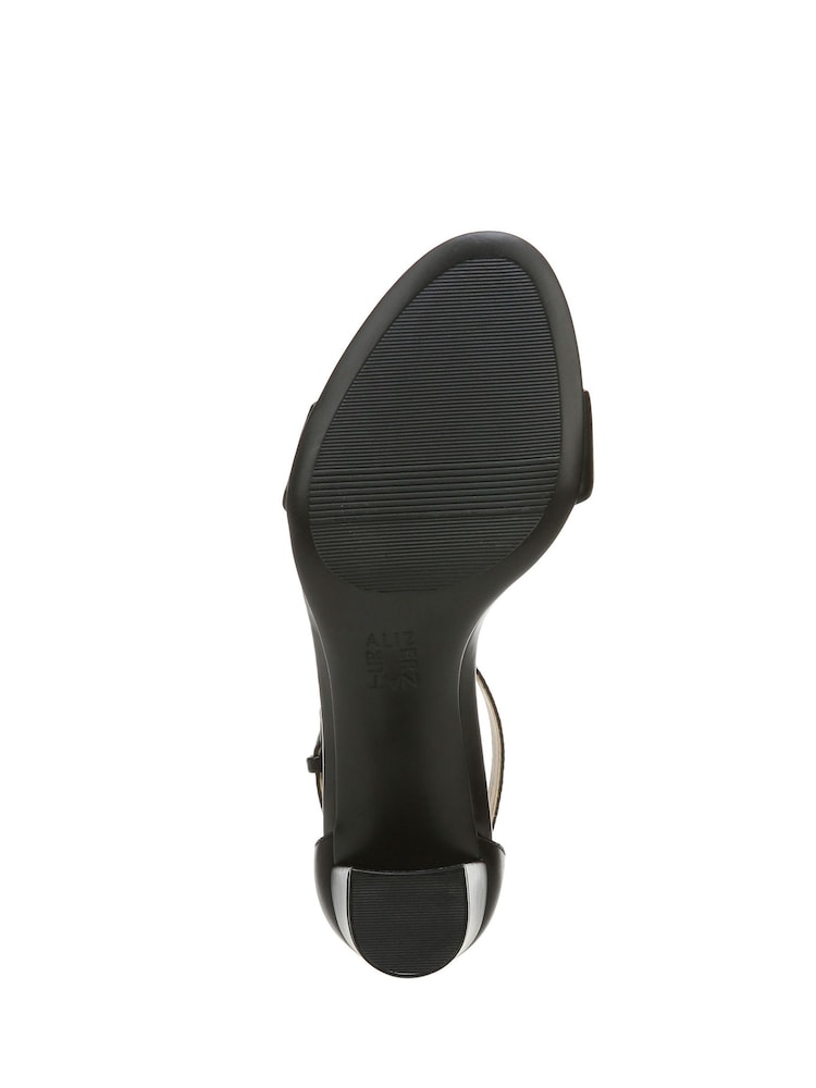 Negro - Sandalias de cuero con tacón Vera de Naturalizer - Imagen 7 de 7 Negro - Sandalias de cuero con tacón Vera de Naturalizer - Imagen 7 de 7