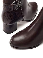 Moda in Pelle Brown Panay Round Toe Buckle Boots - Image 4 of 4