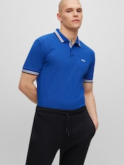 لون أزرق زاهٍ مع حافة ياقة باللون الأسود - BOSS Pallas 100% Cotton Polo Shirt - صورة 1 من 5