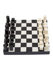 Fifty Five South Churchill Games Small Foldable Chess Set - صورة 2 من 6