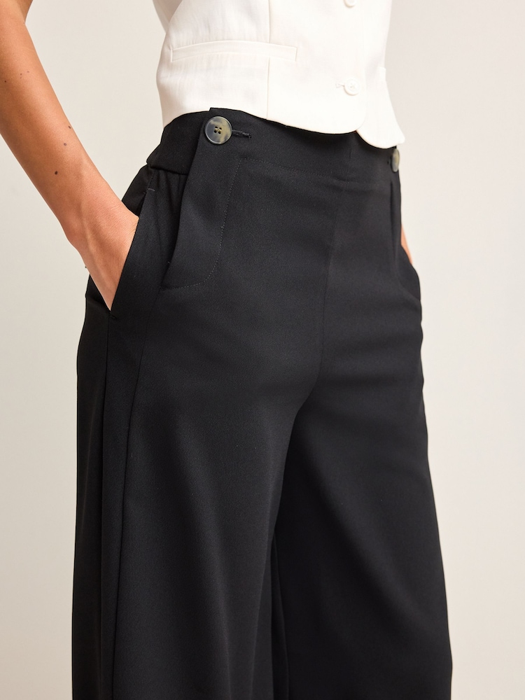 Schwarz - Superweite Tailored-Hose aus Krepp - Bild 2 von 6