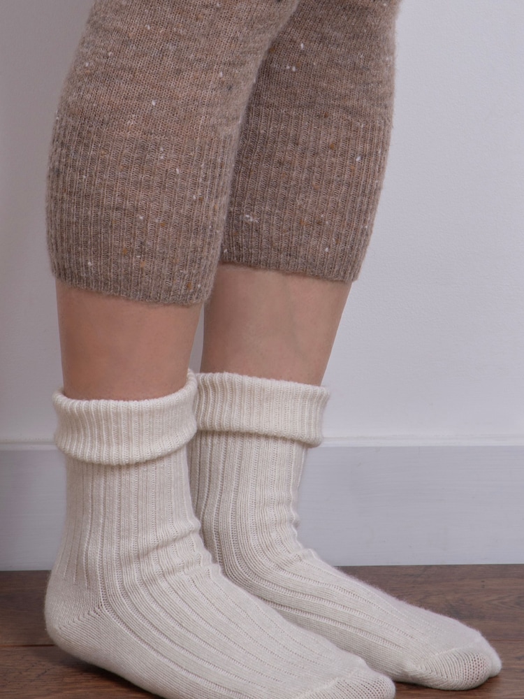Totes Nude Ladies Cashmere Blend Winter Socks - Image 1 of 4