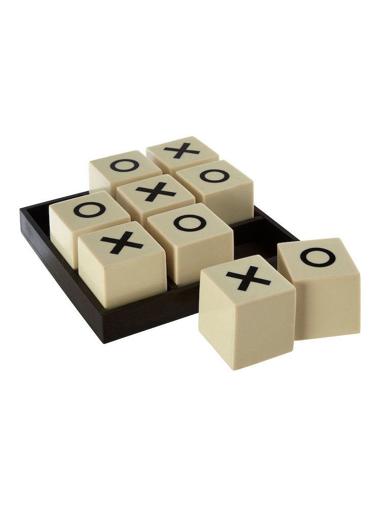 Fifty Five South White Churchill Games Small Noughts & Crosses Game - Image 3 of 3 Fifty Five South White Churchill Games Small Noughts & Crosses Game - Image 3 of 3