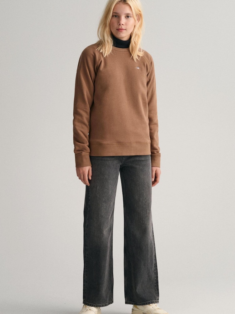 Braun - GANT Sweatshirt mit Schildlogo - Bild 1 von 5