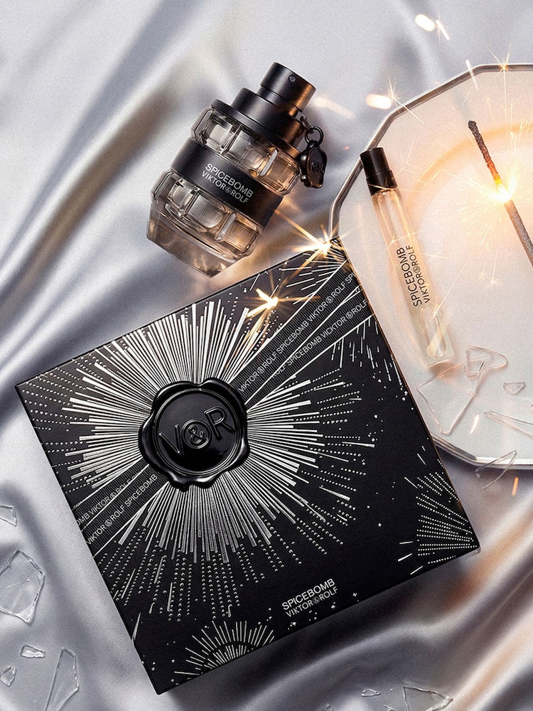 Viktor & Rolf Spicebomb Eau de Toilette 50ml Gift Set - Image 6 of 6 Viktor & Rolf Spicebomb Eau de Toilette 50ml Gift Set - Image 6 of 6