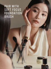 Bobbi Brown Honey Serum Silk Foundation - Image 5 of 7
