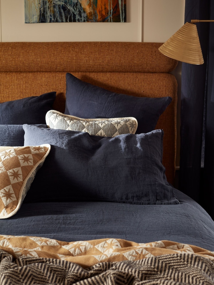 غطاء وسادة من Secret Linen Store - صورة 1 من 4 غطاء وسادة من Secret Linen Store - صورة 1 من 4