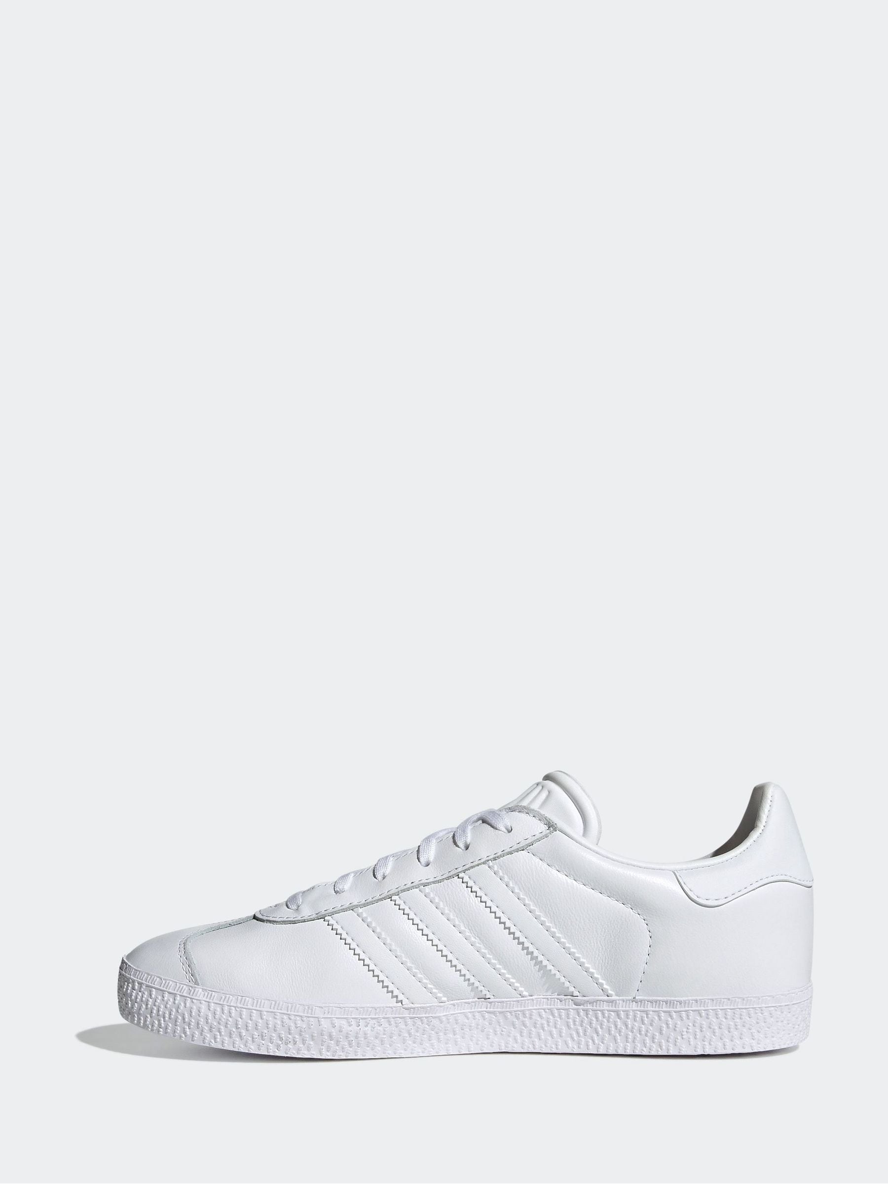 Junior white adidas gazelle trainers new arrivals