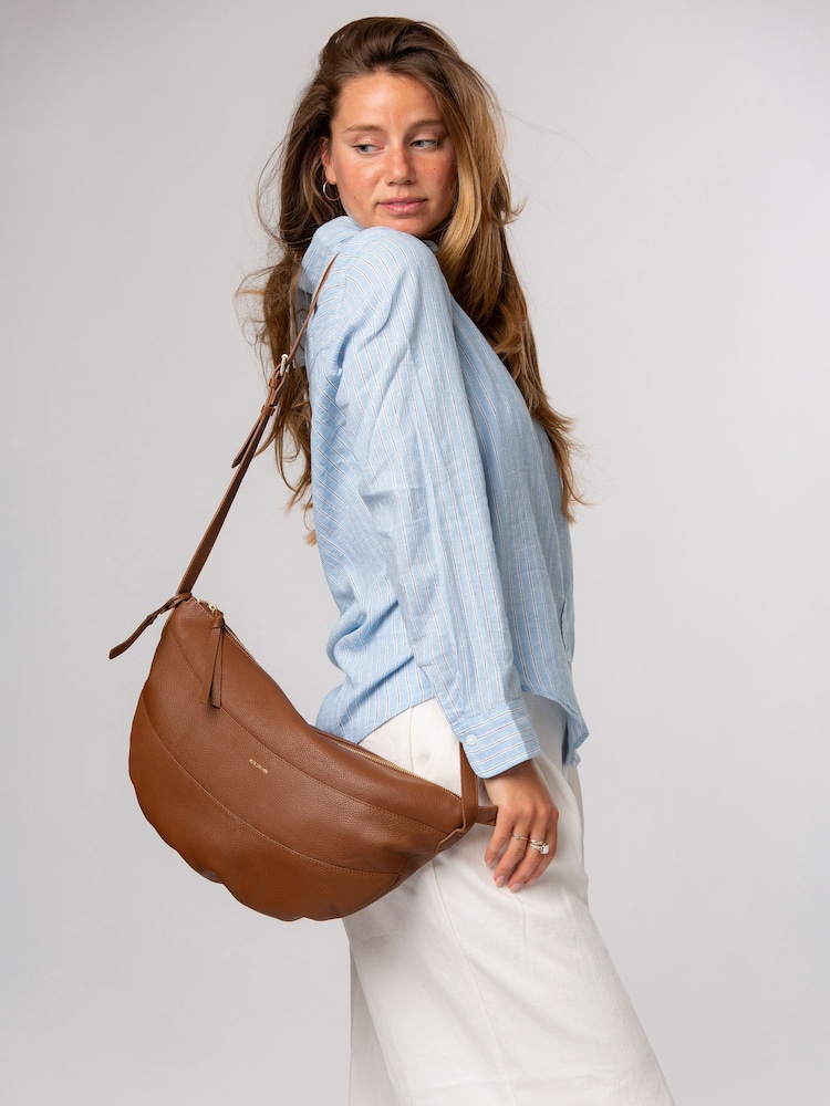 Pure Luxuries London Tan Brown 'Emilia' Leather Cross Body Bag - Image 2 of 7 Pure Luxuries London Tan Brown 'Emilia' Leather Cross Body Bag - Image 2 of 7