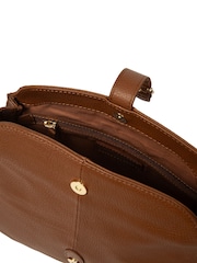 Hellbraun - Pure Luxuries London 'Soraya' Leather Cross-Body Bag - Bild 6 von 8