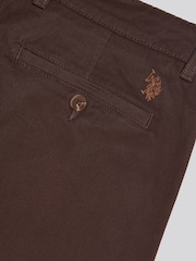 Қоңыр - U.S. Polo Assn. Бүктемелі алдыңғы жеңіл Chino шалбары - 9суретінің 8 суреті