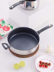 Judge Polished Steel Essentials Stainless Steel Uncoated Saute Pan - Image 2 of 5