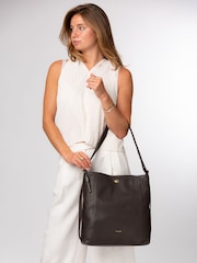 Braun - Pure Luxuries London Luxe Rucksack und Schultertasche aus Leder - Bild 10 von 12