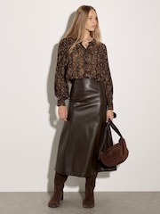 বাদামী - Apricot Snakeskin Chiffon Blouse - 5এর মধ্যে 3 ছবি