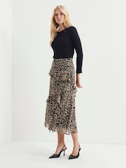 自然 - Finery Kat Asymmetric Ruffle Midi Skirt - 5的图像3｝