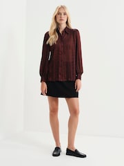 Finery Melina Durchgeknöpfte Satin-Chiffon-Bluse - Bild 3 von 5