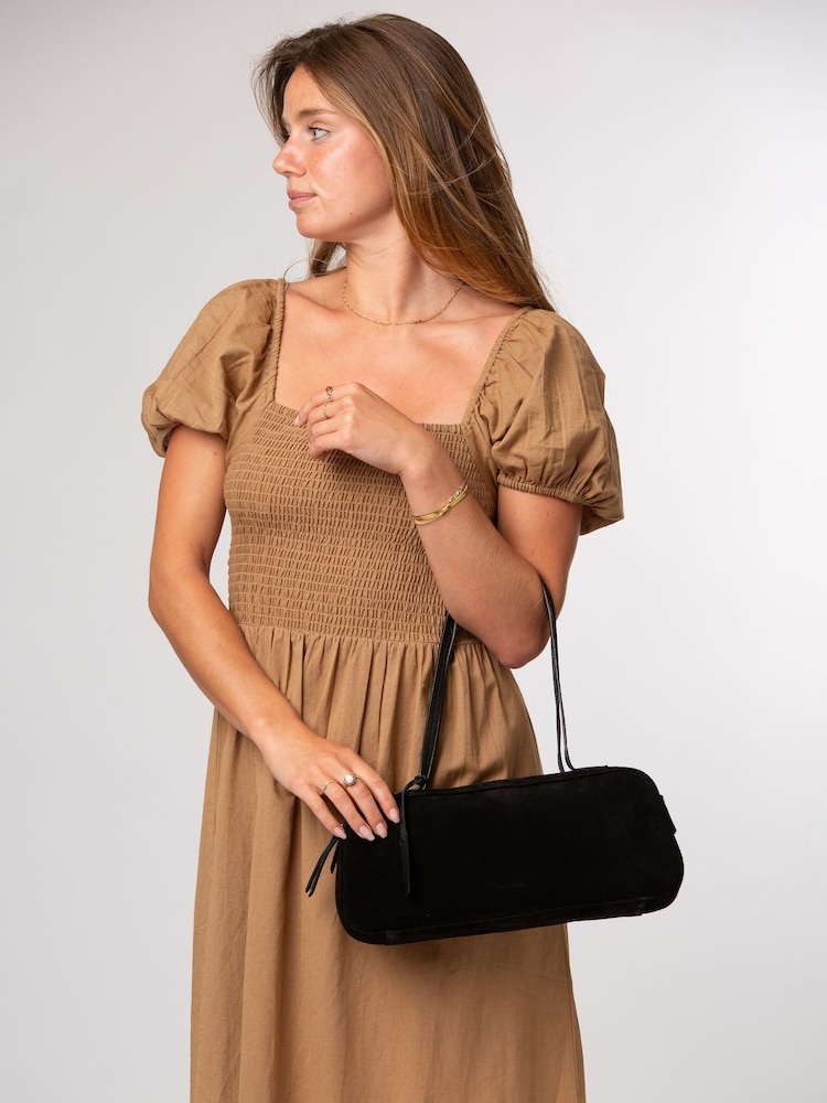 Pure Luxuries London Black 'Verity' Suede Evening Bag - Image 2 of 8 Pure Luxuries London Black 'Verity' Suede Evening Bag - Image 2 of 8