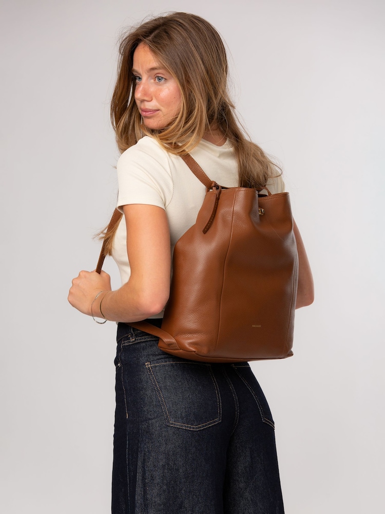 Hellbraun - Pure Luxuries London Luxe Rucksack und Schultertasche aus Leder - Bild 2 von 10