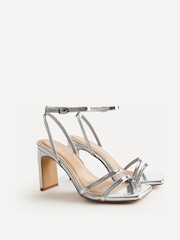 Srebrny - Linzi Gesture Strappy Block Heel Sandals - Obraz 3 z 5