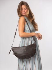 Pure Luxuries London Brown 'Emilia' Leather Cross Body Bag - Image 2 of 7