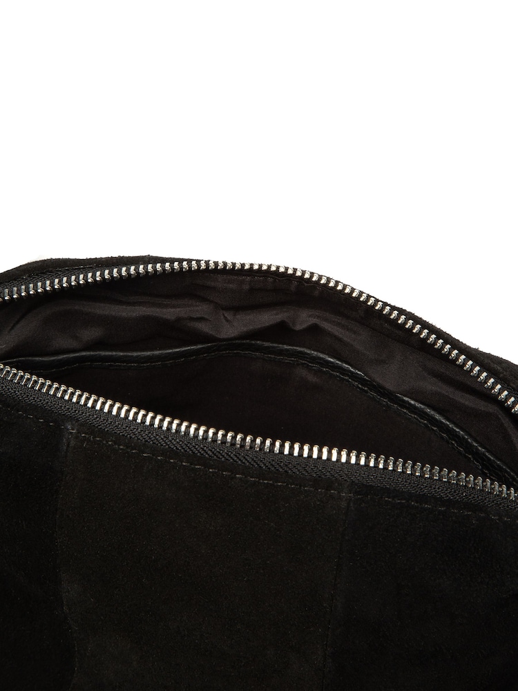 Pure Luxuries London Black 'Harper' Suede Cross Body Bag - Image 8 of 8 Pure Luxuries London Black 'Harper' Suede Cross Body Bag - Image 8 of 8