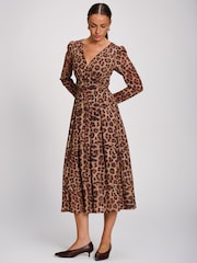 Brun - Jolie Moi Mesh Long Sleeve Pleated Maxi Dress - Image 5 de 6
