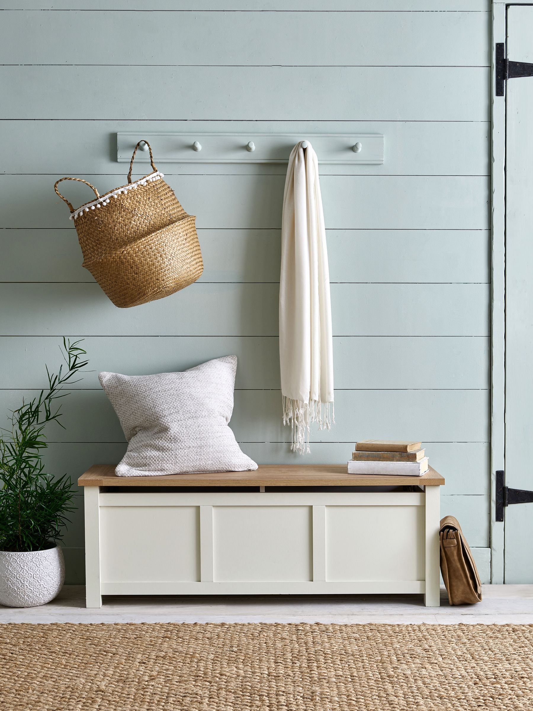 Cream Malvern Oak Effect Hallway Storage Bench