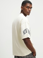 River Island Cream Oversized Fit New York Badge T-Shirt - Image 4 of 4