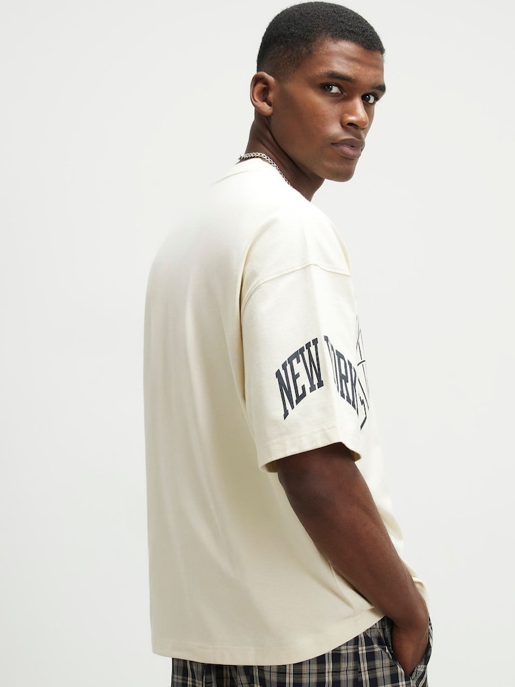 River Island Cream Oversized Fit New York Badge T-Shirt - Image 4 of 4