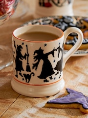 Emma Bridgewater Becher mit tanzenden Hexen, 1/2 Pint - Bild 1 von 4