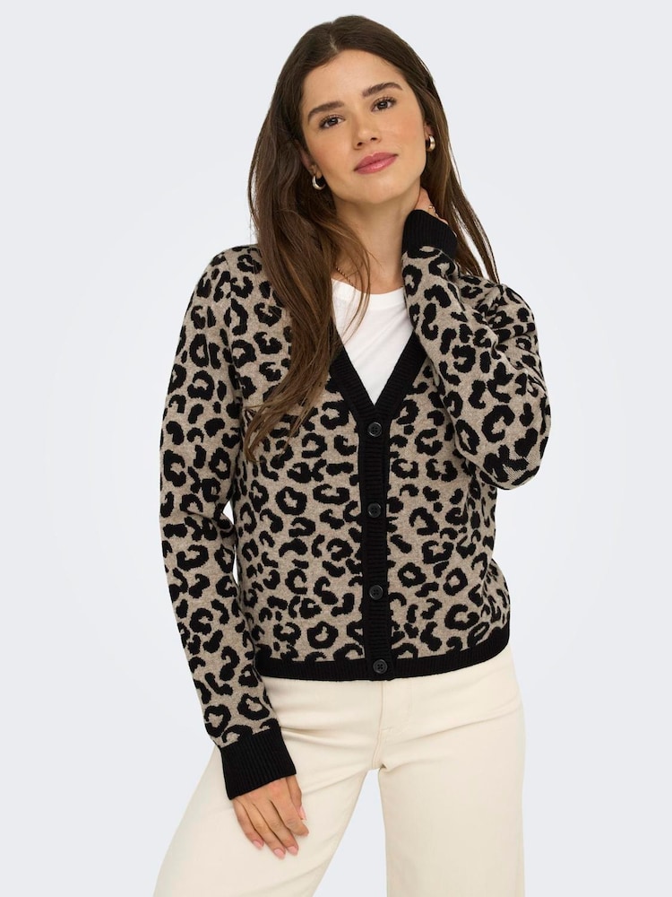 ONLY Leopard Print V-Neck Cardigan - صورة 1 من 6 ONLY Leopard Print V-Neck Cardigan - صورة 1 من 6