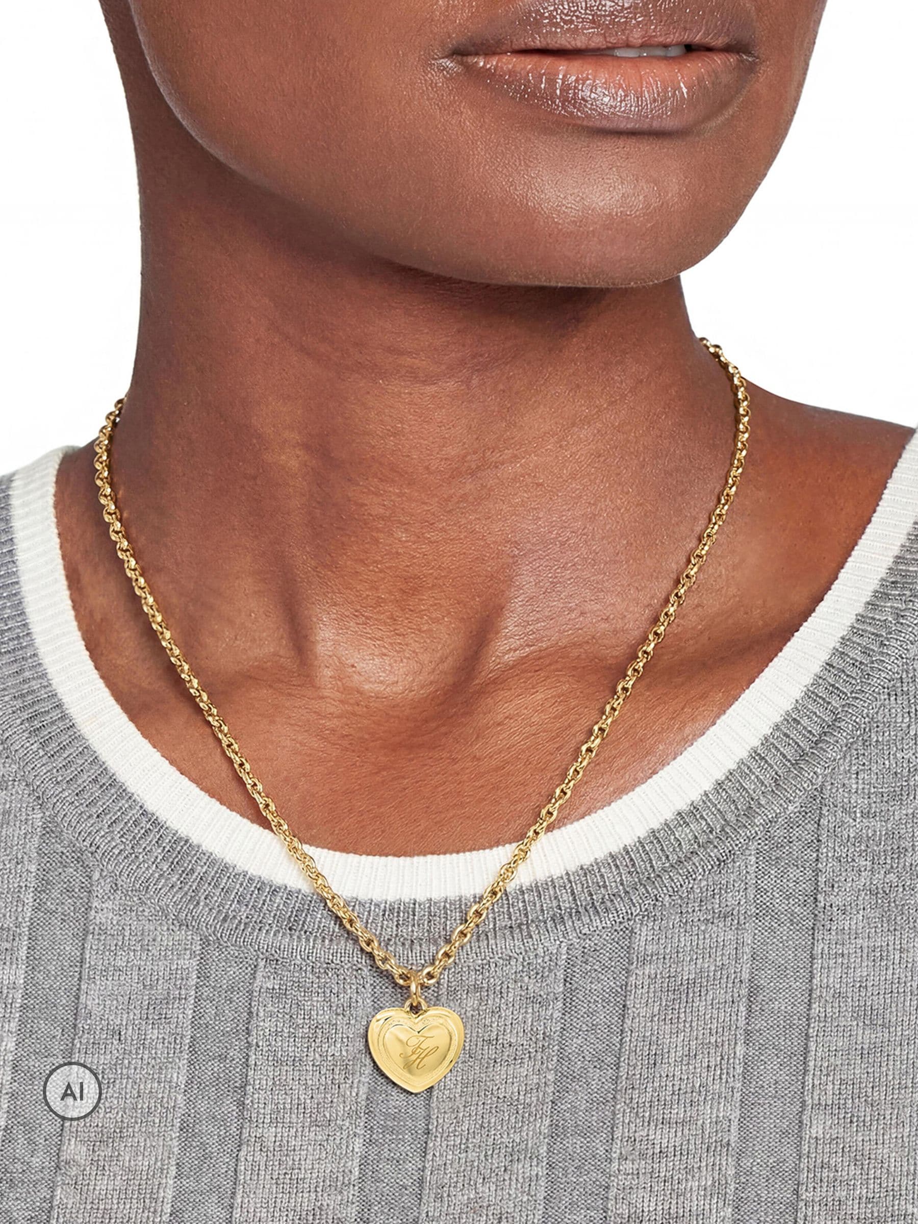 Tommy Hilfiger Women's Gold Plated Vintage Heart Necklace - Image 2