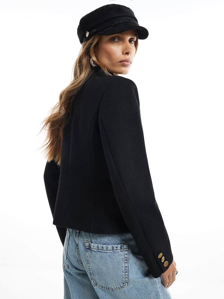 أسود - سترة بطراز عسكري بأزرار من River Island - صورة 4 من 4 أسود - سترة بطراز عسكري بأزرار من River Island - صورة 4 من 4