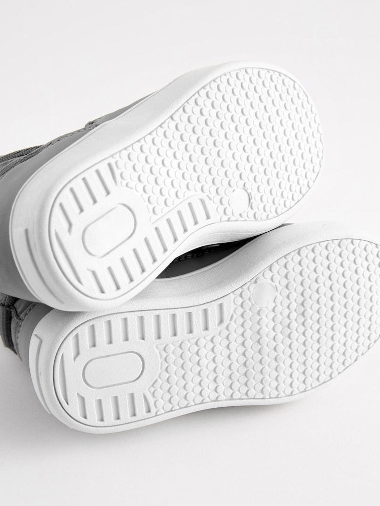 Metallic Silver Reflective Thermal Thinsulate™ Lined Quilted Water Resistant Boots - Image 5 of 5 Metallic Silver Reflective Thermal Thinsulate™ Lined Quilted Water Resistant Boots - Image 5 of 5