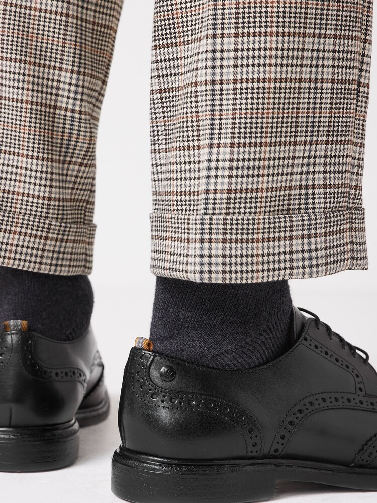 Black Brogue Shoes - Image 2 of 6