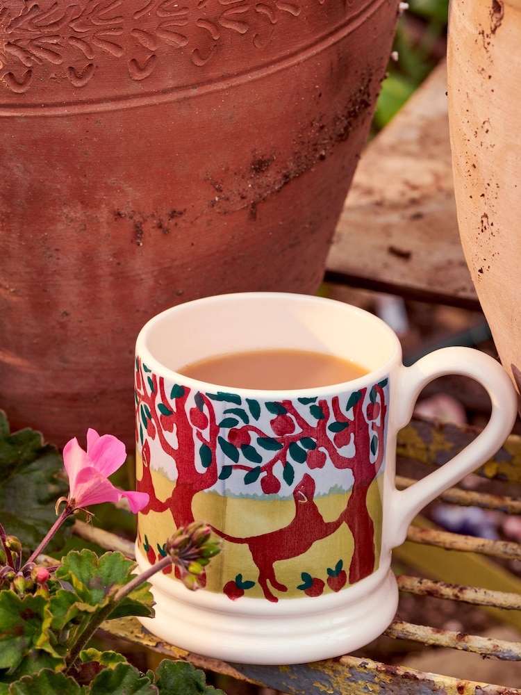 Emma Bridgewater Cream Country Icons Apple Orchard 1/2 Pint Mug - Image 1 of 4 Emma Bridgewater Cream Country Icons Apple Orchard 1/2 Pint Mug - Image 1 of 4