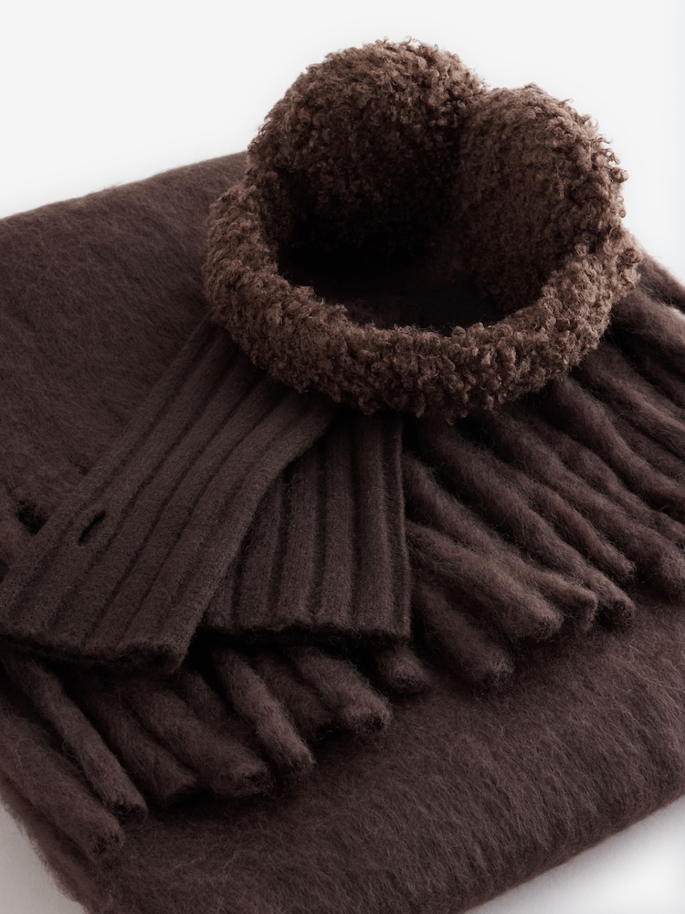 Cotton On Brown Cosy Bundle Set 2 - Image 2 of 3 Cotton On Brown Cosy Bundle Set 2 - Image 2 of 3