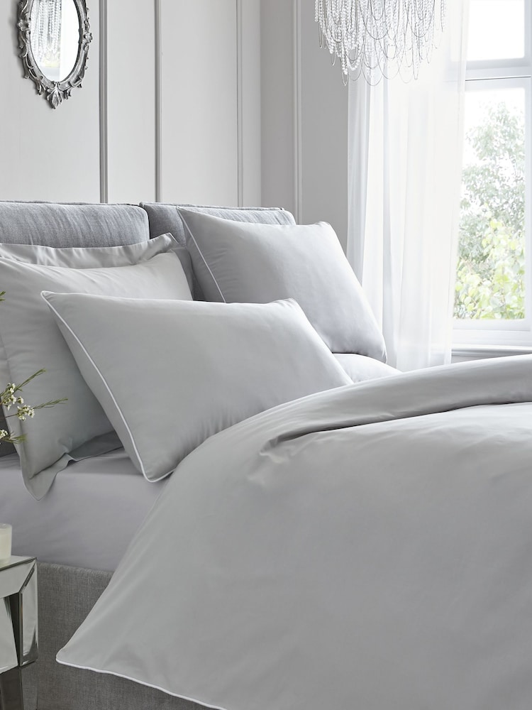 Appletree Piped Edge 100% Cotton Duvet Cover and Pillowcase Set - Изображение 1 из 2
