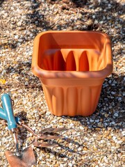 Wham Set of 5 Brown Vista 25cm Plastic Square Planter - Image 2 of 4