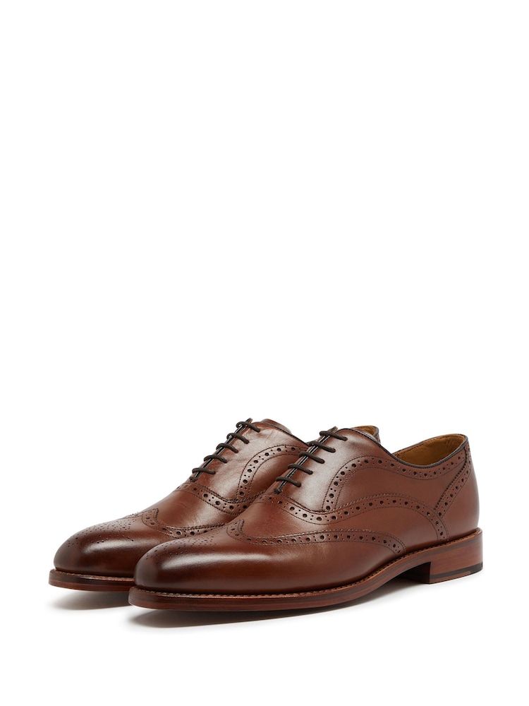Oliver Sweeney Aldeburgh Calssic Oxford Wingtip Brogues - Image 2 of 3 Oliver Sweeney Aldeburgh Calssic Oxford Wingtip Brogues - Image 2 of 3