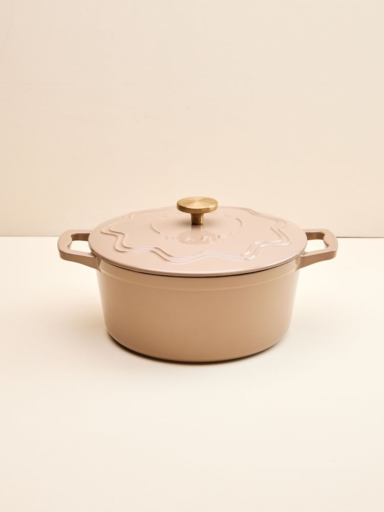 Judge Mushroom 26cm Enamelled Cast Iron Casserole - Image 1 of 6 Judge Mushroom 26cm Enamelled Cast Iron Casserole - Image 1 of 6