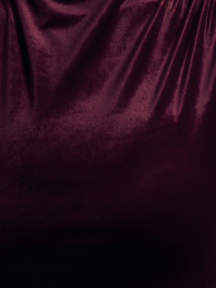 Club L London Red Abilene | Velvet High-Neck Split Maxi Dress - Image 6 of 6 Club L London Red Abilene | Velvet High-Neck Split Maxi Dress - Image 6 of 6