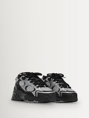 CLEENS Black/Grey Pulse Trainers - Image 2 of 5
