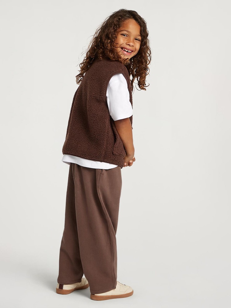 4th Arq Brown Kids Borg Gilet - Image 2 of 4