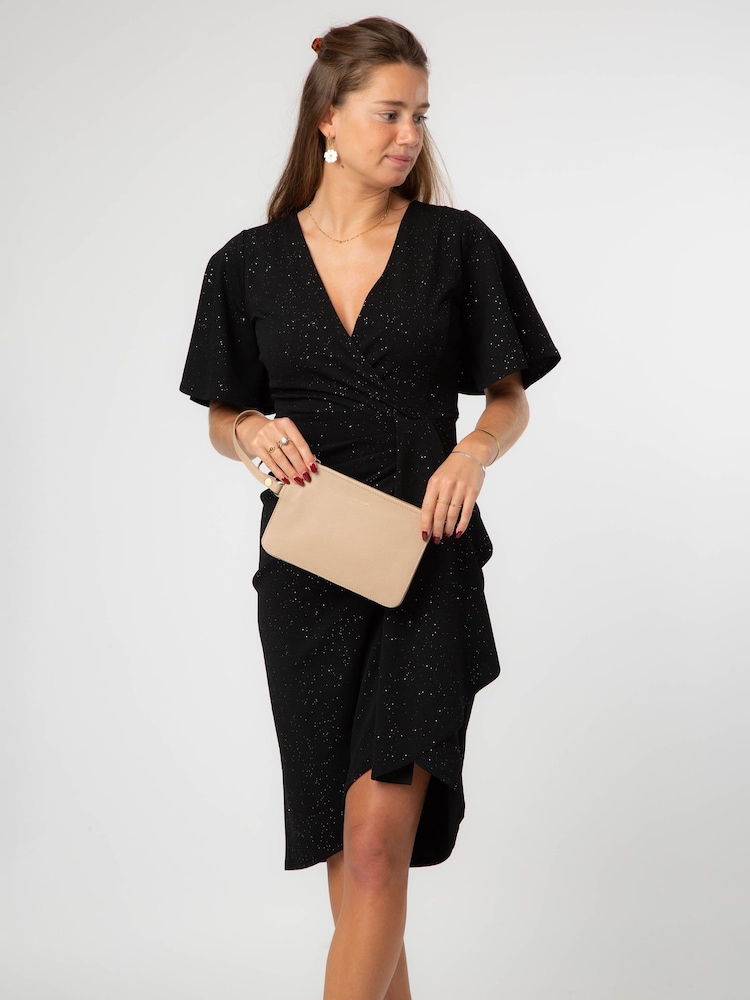 Pure Luxuries London Natural Eleanor Leather Clutch Bag - Image 1 of 6 Pure Luxuries London Natural Eleanor Leather Clutch Bag - Image 1 of 6