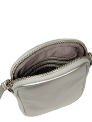 Pure Luxuries London Silver Cosima Leather Cross-Body Phone Bag - Image 6 of 7