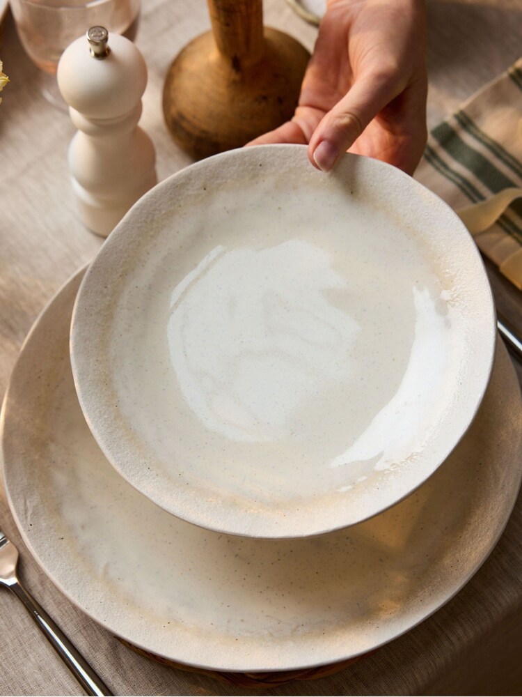 Stellar Set of 4 Soft White Mylor Stoneware Side Plates - Image 1 of 5