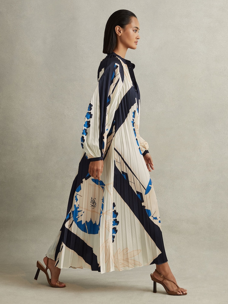 Reiss Blue Daiya Printed Pleated Maxi Dress - Image 3 of 7